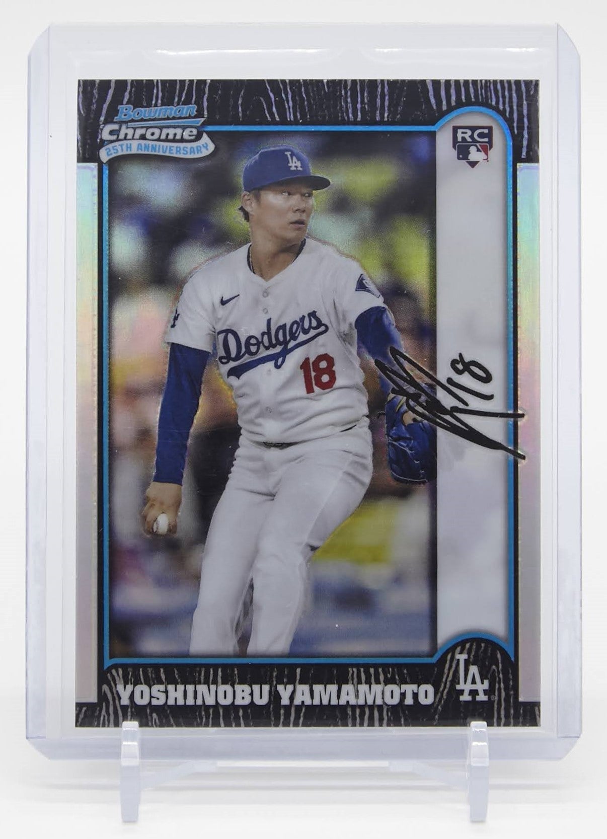 山本由伸「1999 Bowman Chrome 25th Anniversary」インサートカード&ルーキーカード リフラクター仕様 2024 Bowman Chrome 1999 25th Anniversary Refractor #BC25 Yoshinobu Yamamoto RC