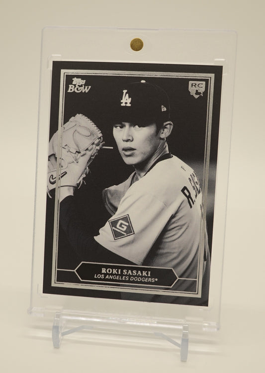 佐々木朗希 Prized Portraits インサート(Hobby Box限定)/ルーキーカード 2025 Topps Black and White Baseball Prized Portraits Insert #PP9 Roki Sasaki RC