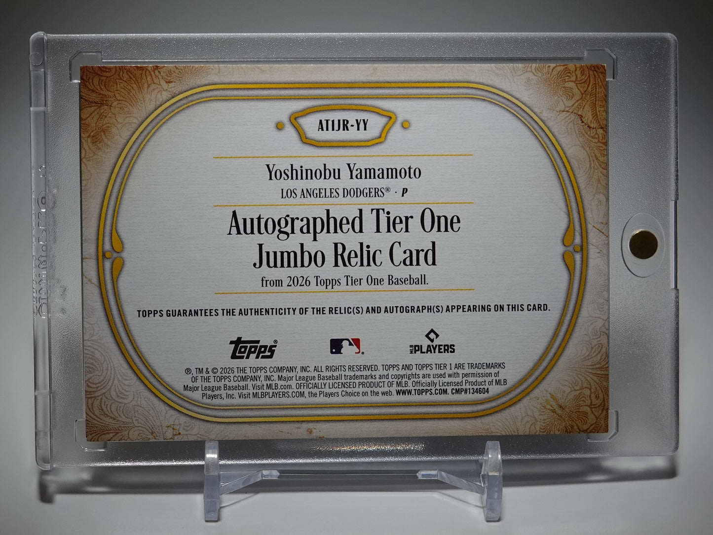 山本由伸 直筆サイン＆ジャンボレリックカード ジャージナンバーシリアル！ 2026 Topps Tier One Baseball Autographed Tier One Jumbo Relic Card #AT1JR-YY Yoshinobu Yamamoto Dodgers AUTO #'d 018/199