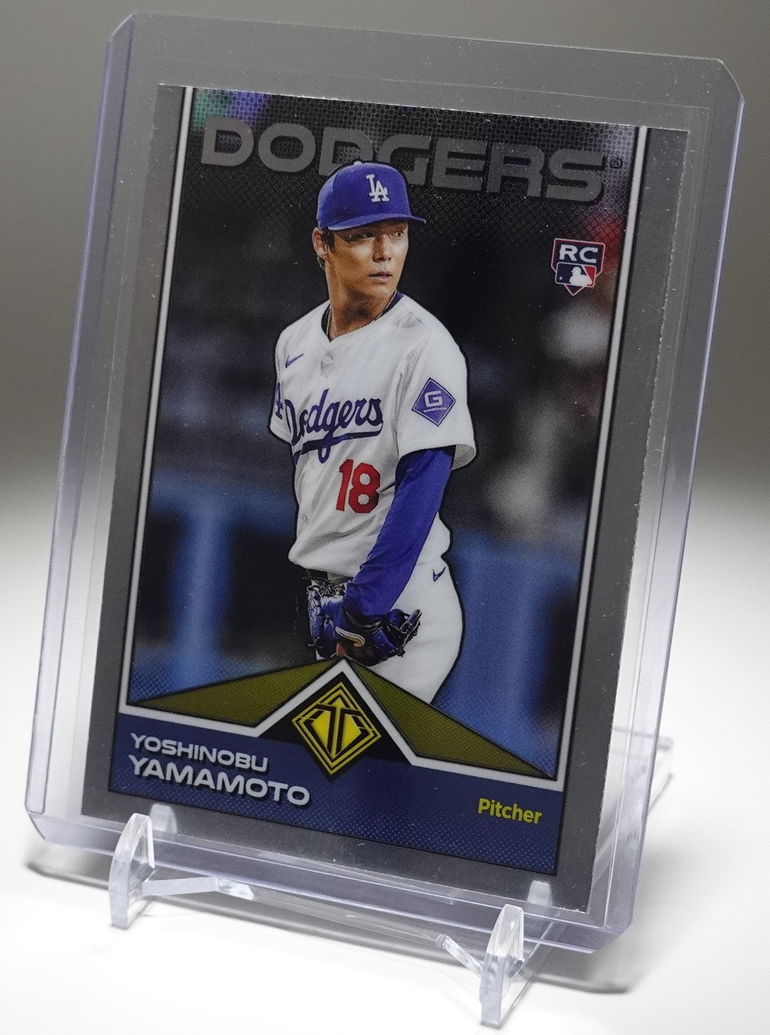 山本由伸 高級版 ルーキーカード 2024 Topps Transcendent Coolection Baseball Icons Chrome #3 Yoshinobu Yamamoto RC