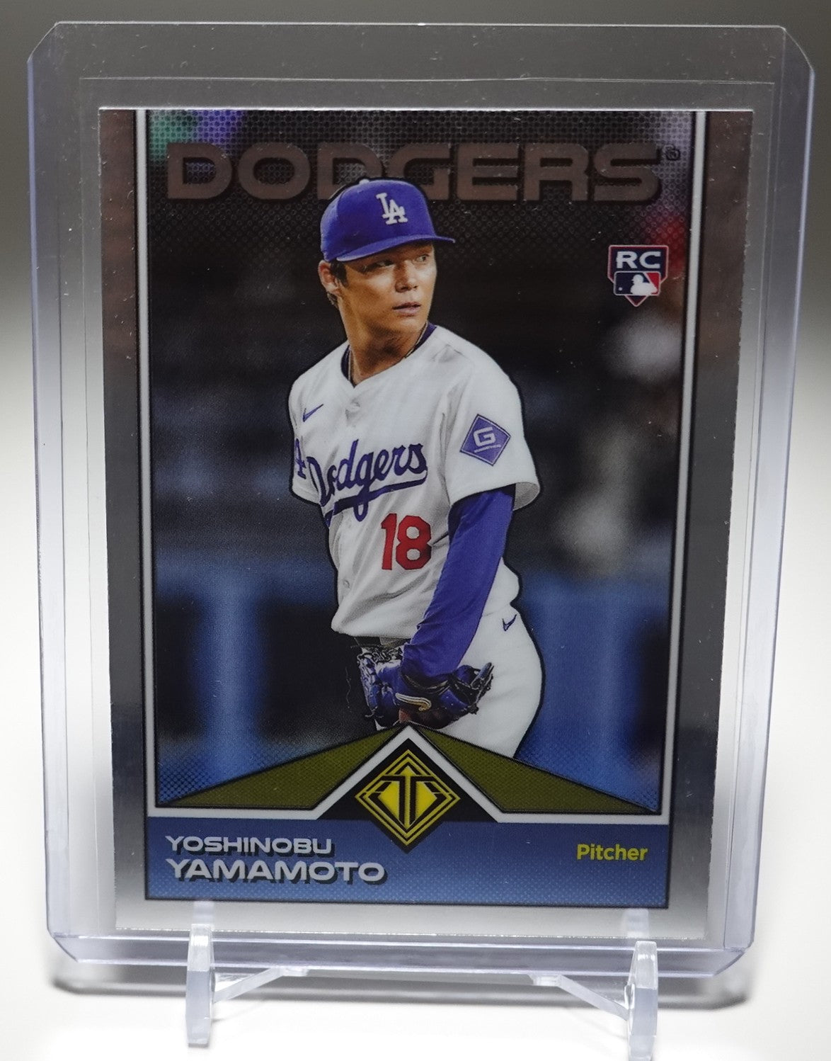 山本由伸 高級版 ルーキーカード 2024 Topps Transcendent Coolection Baseball Icons Chrome #3 Yoshinobu Yamamoto RC