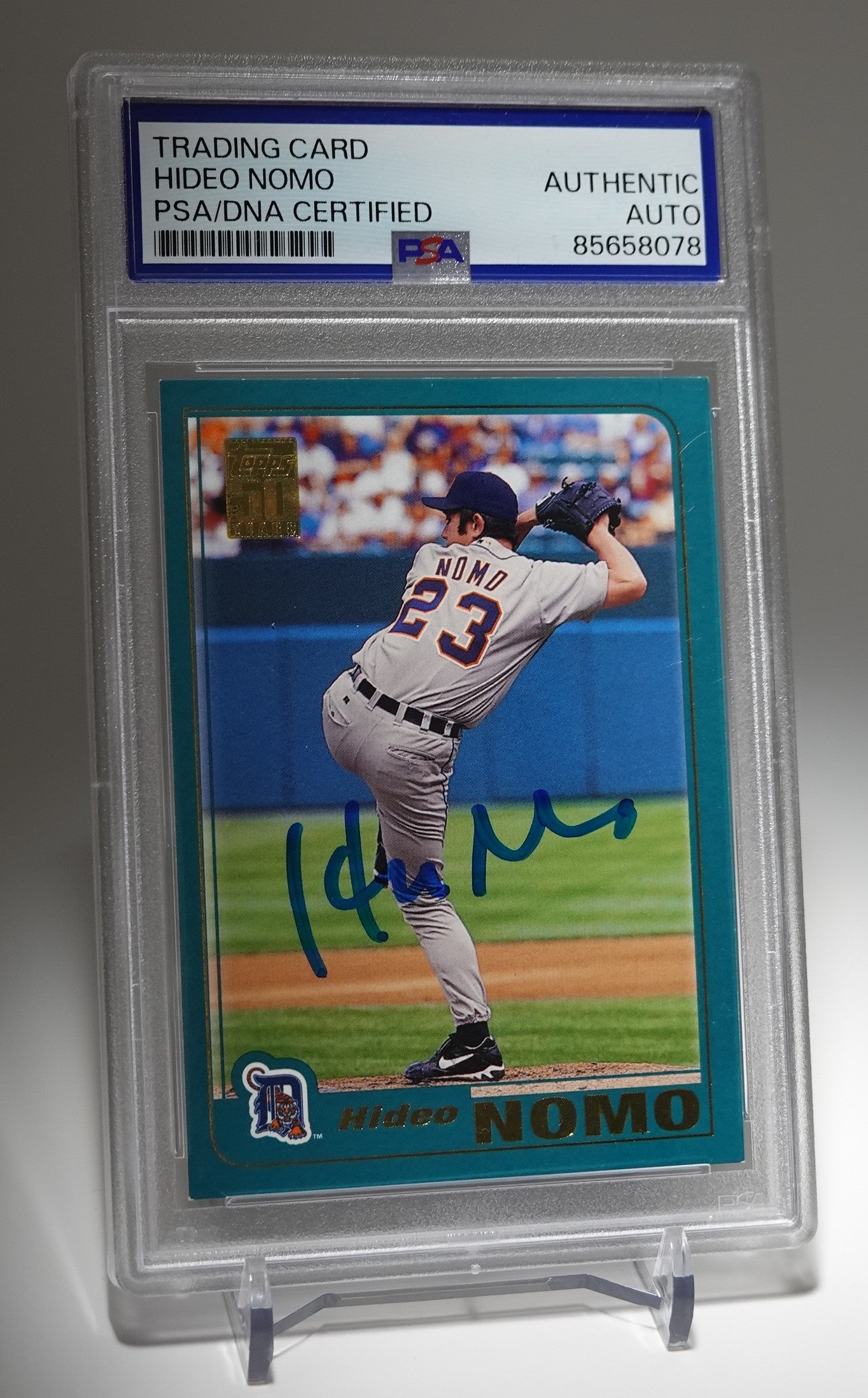 野茂英雄 直筆サイン入りカード PSA/DNA社サイン鑑定証明済 2000 Topps Baseball #201 Hideo Nomo Authentic Auto by PSA/DNA Certified